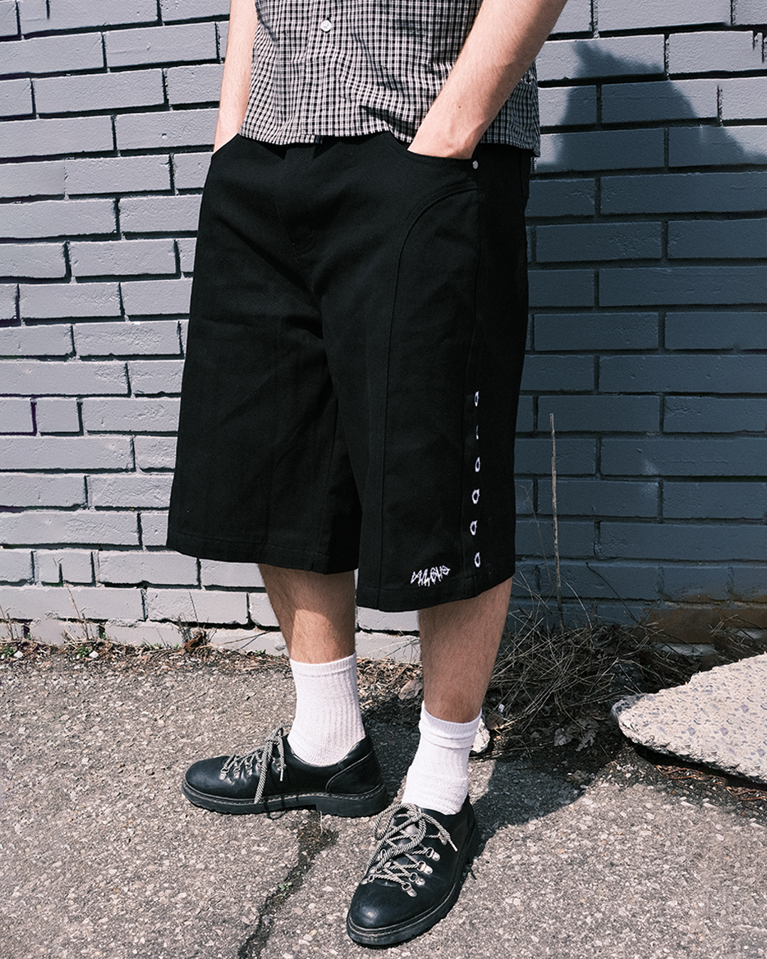 pannel chino shorts (black)