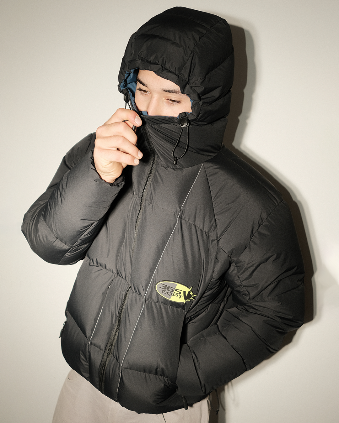 equipement reversible down jacket (black/navy)