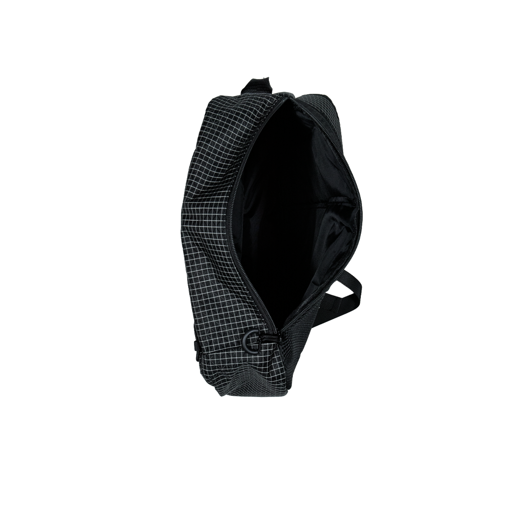 all day sling bag (black)