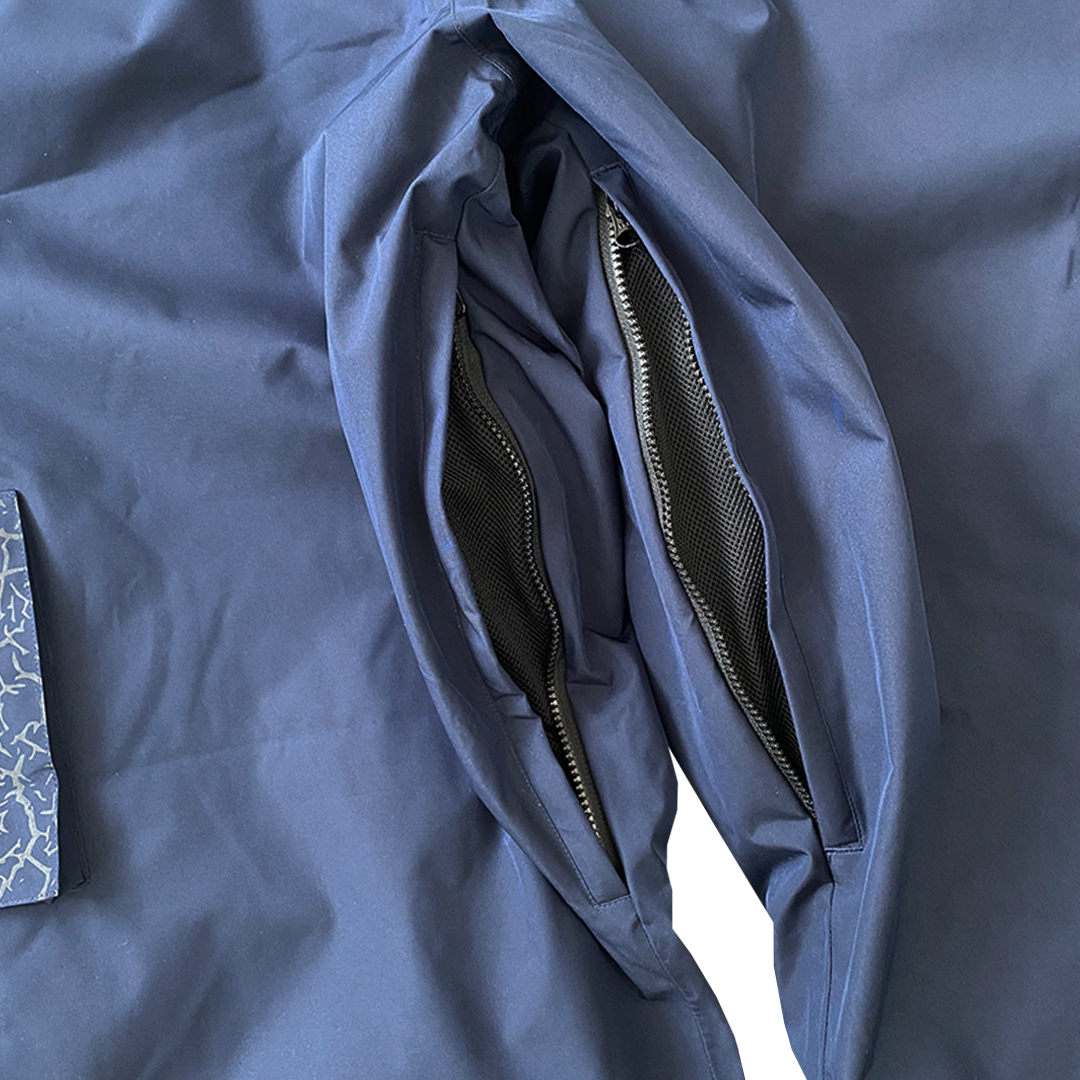 V's (navy)